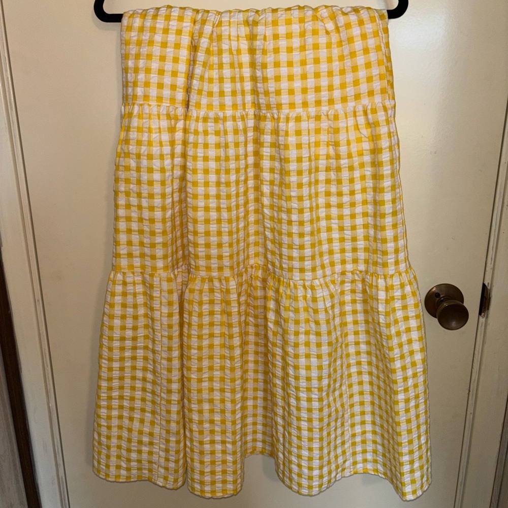 Old Navy Gingham Tiered Skirt